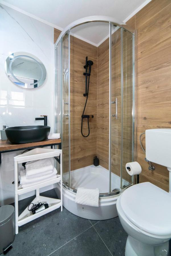 Manuela Studio Apartments, 4Th Floor, No Elevator Загреб Екстериор снимка